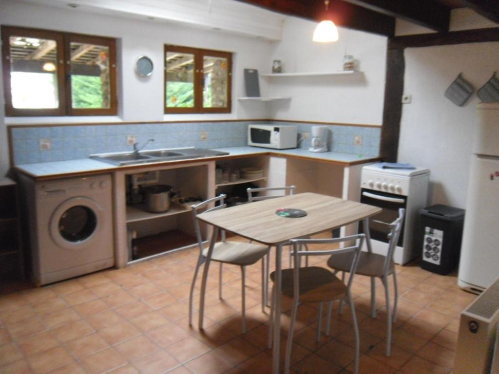 La Mini Ferme De Maelou Villa Sermaises Ngoại thất bức ảnh