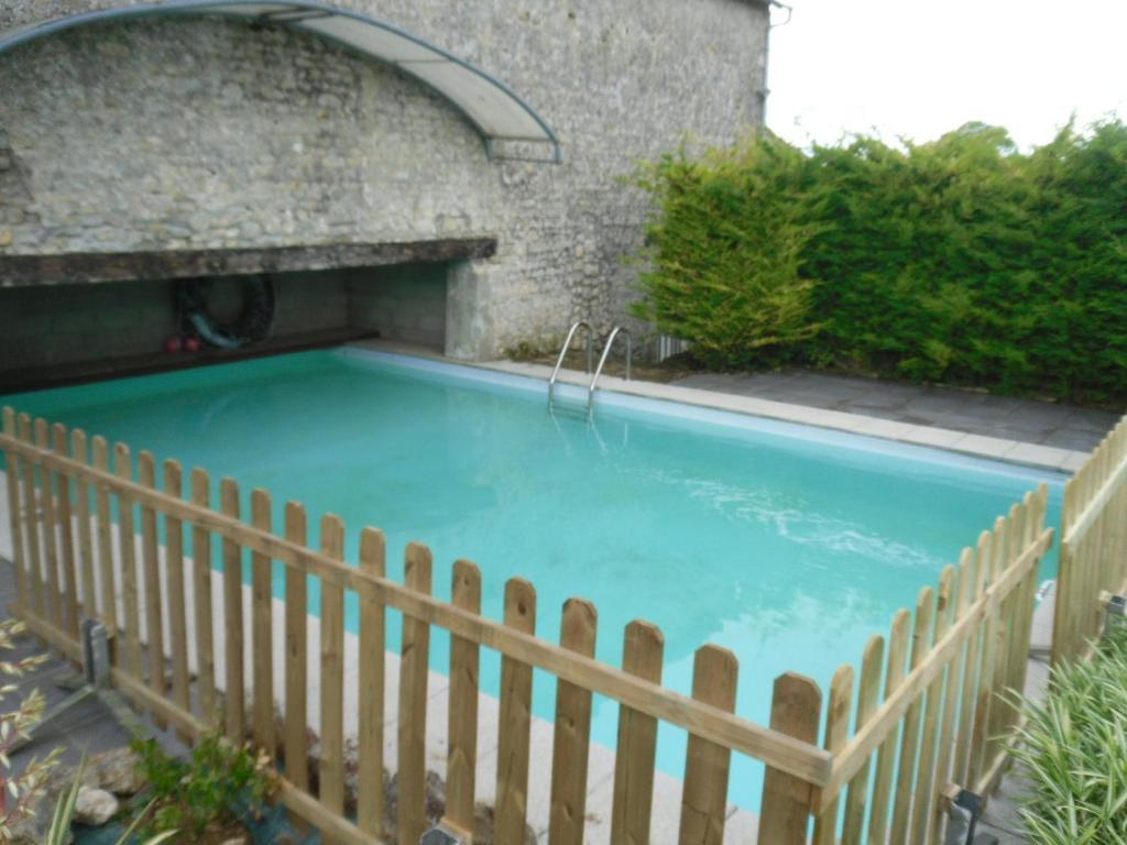 La Mini Ferme De Maelou Villa Sermaises Ngoại thất bức ảnh